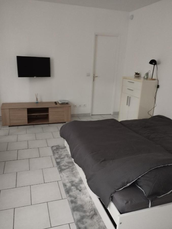 Charmant Studio Canape Lit Netflix Prime Video Dazn Wifi Le Havre Exterior foto